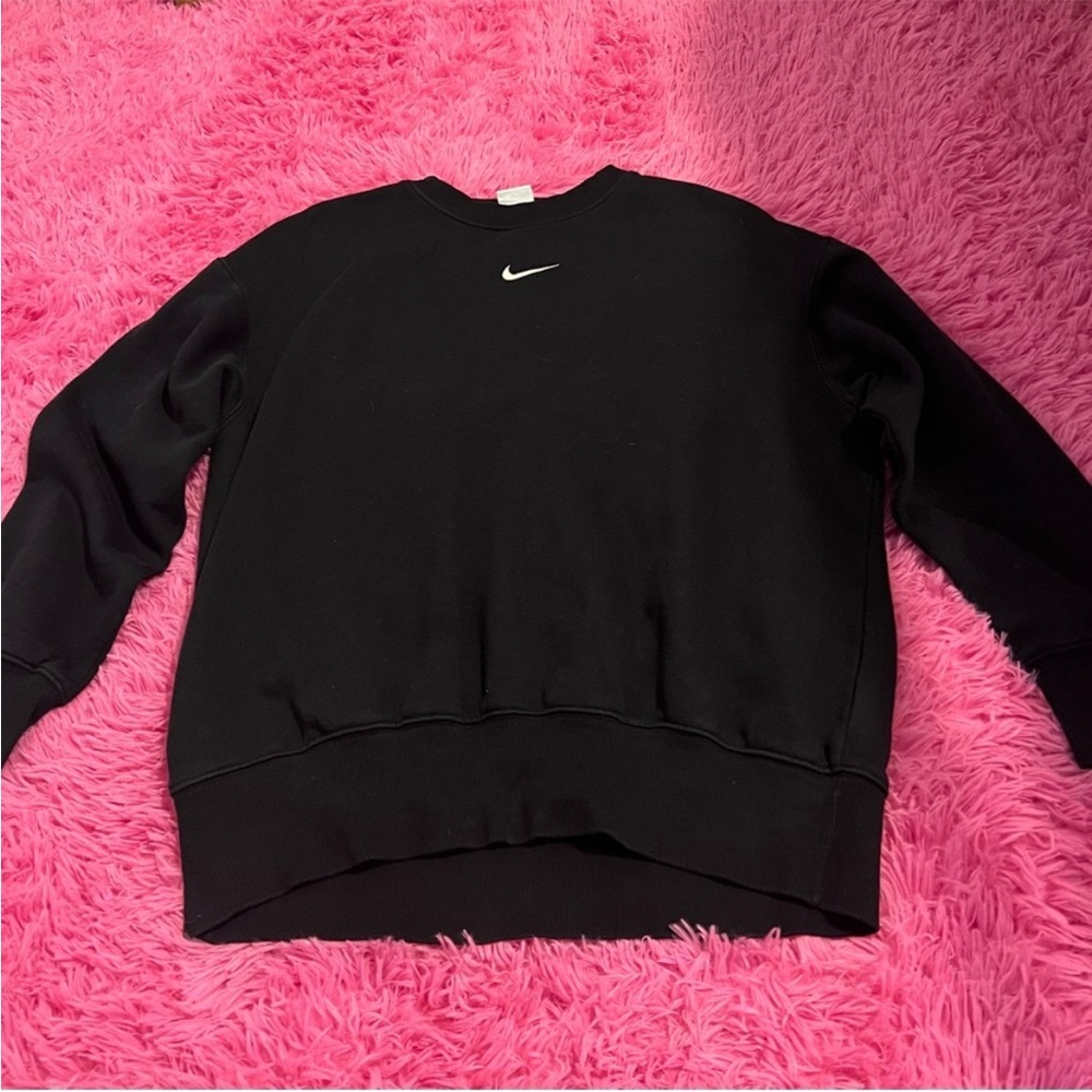 Nike sportswear center swoosh crewneck